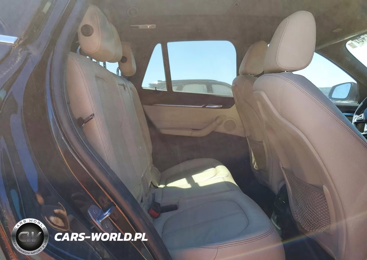 2017 BMW X1 xDrive28I VIN:WBXHT3Z31H4A57214 - 11