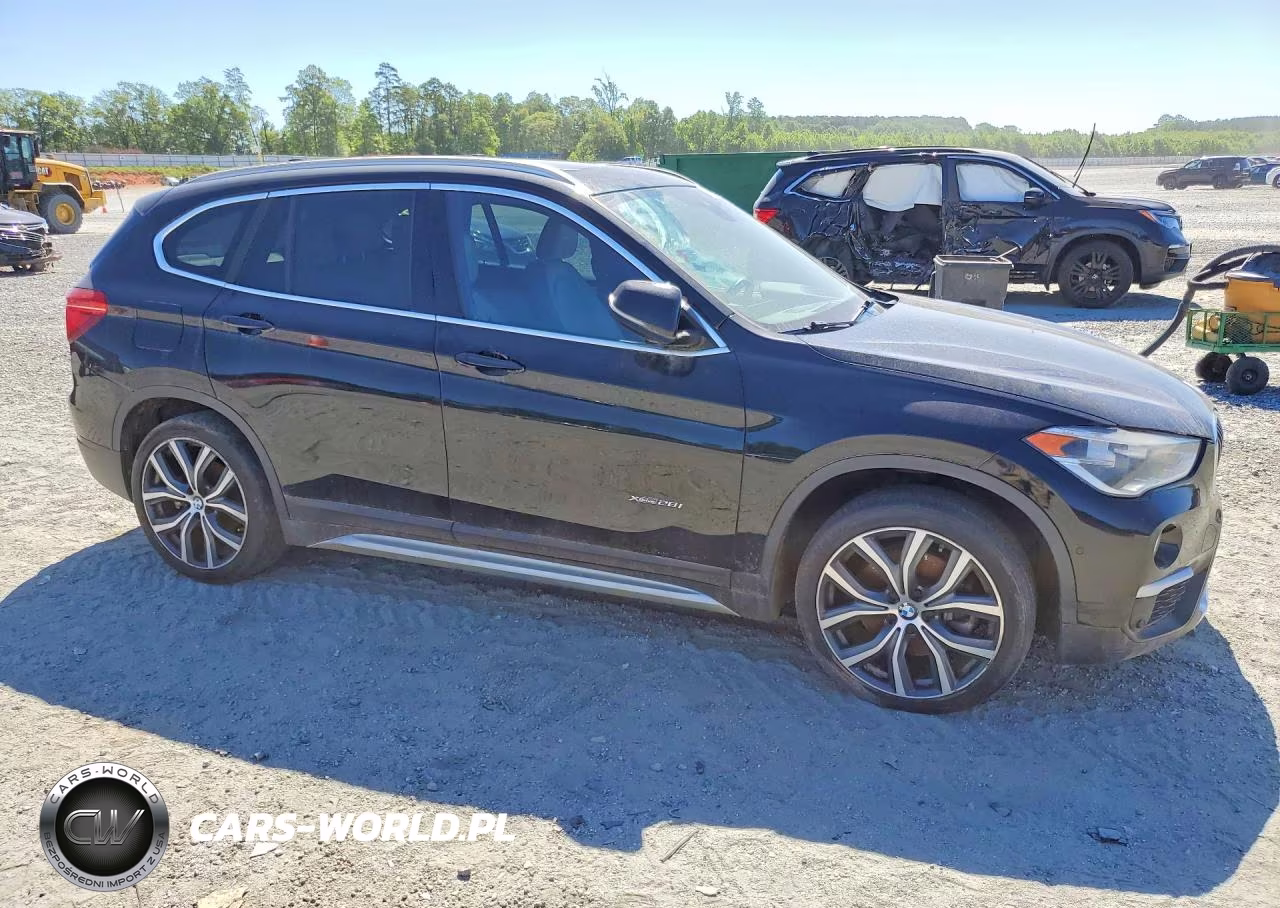 2017 BMW X1 xDrive28I VIN:WBXHT3Z31H4A57214 - 4
