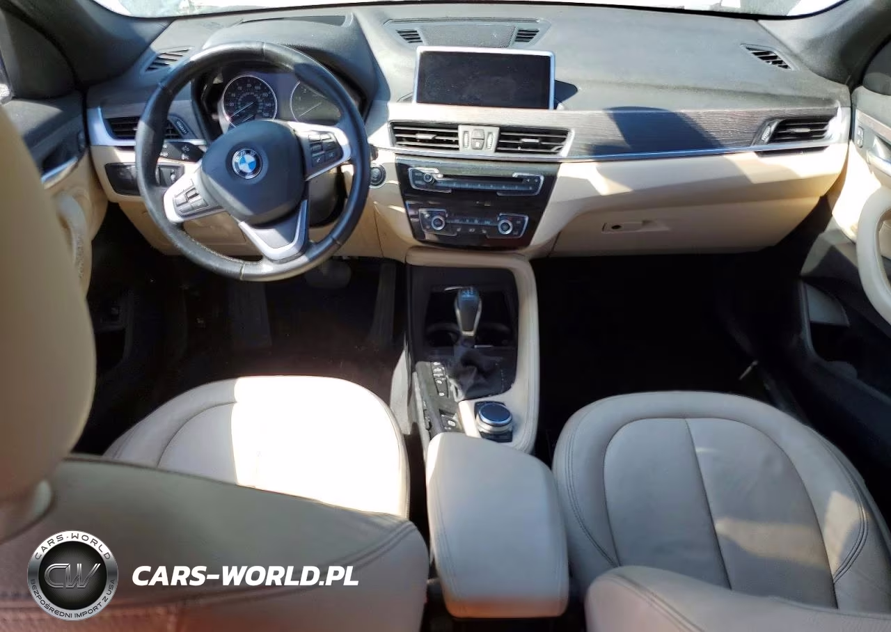 2017 BMW X1 xDrive28I VIN:WBXHT3Z31H4A57214 - 8