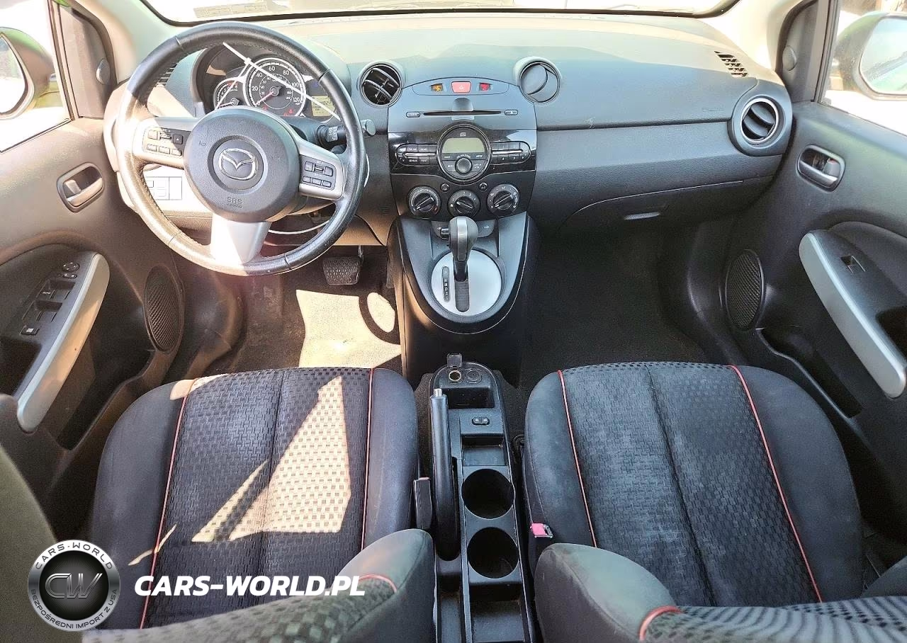 2011 Mazda Mazda2 VIN:JM1DE1HZ3B0103606 - 8