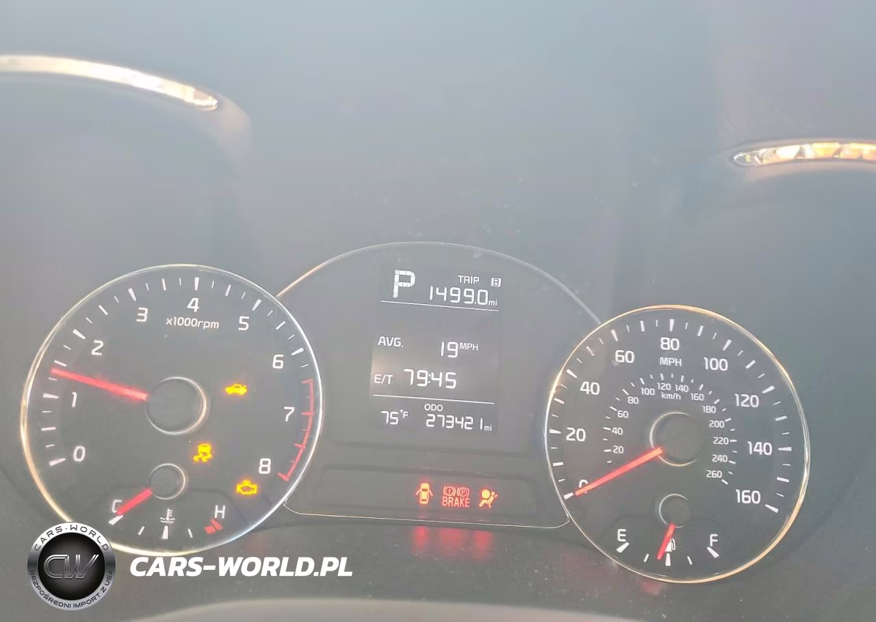 2017 Kia Forte Lx VIN:3KPFK4A70HE146747 - 9