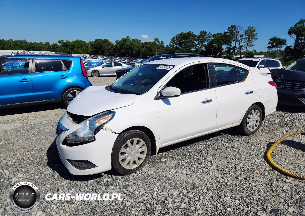 2018 Nissan Versa Sv – zdjęcie 1 z 12