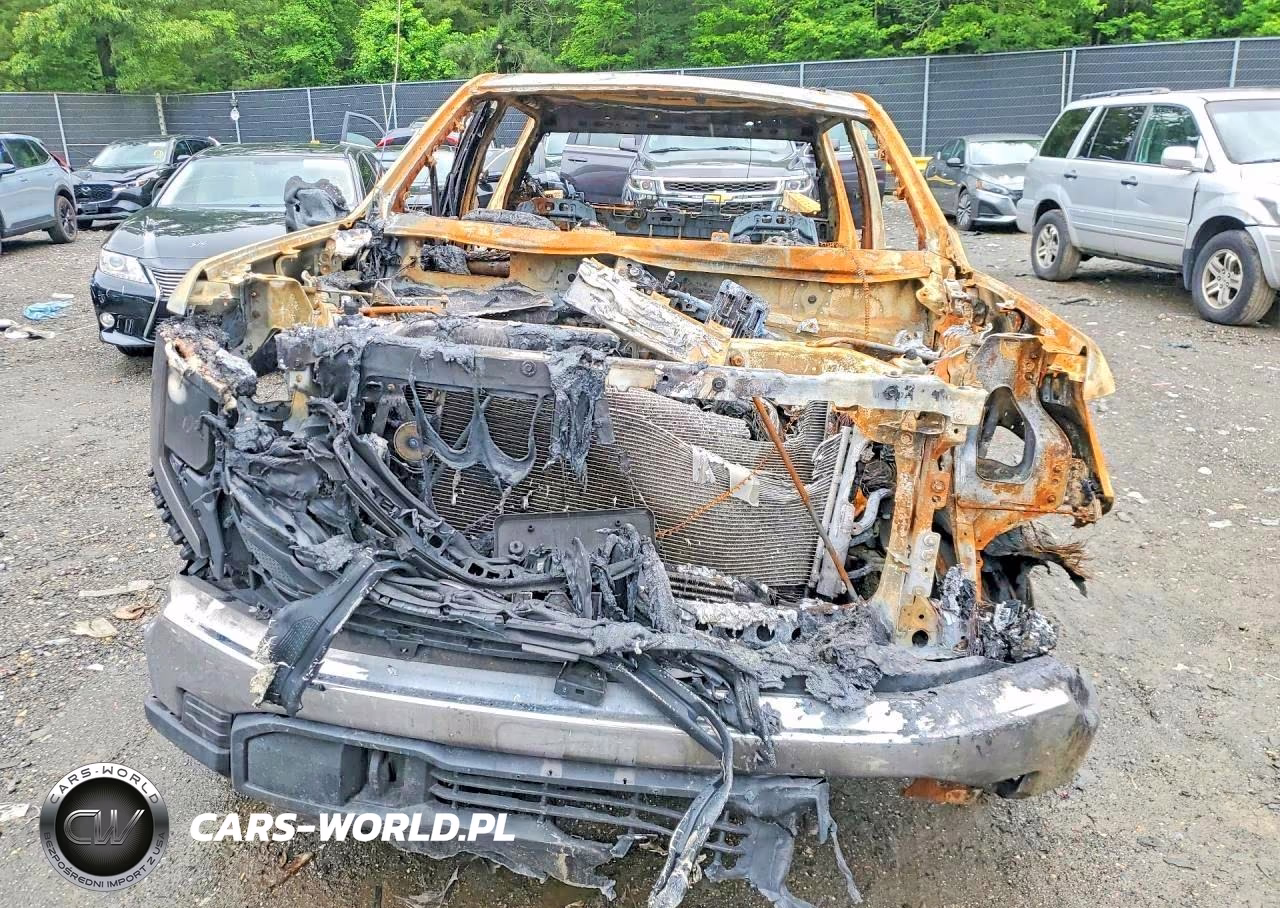 2024 GMC Sierra K1500 VIN:3GTPUAEK1RG389601 - 5