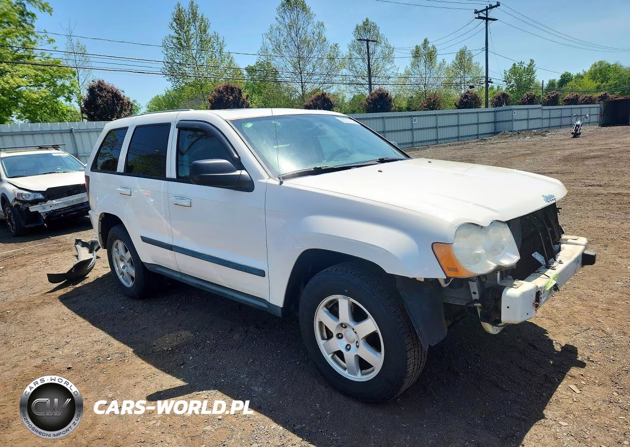 2008 Jeep Grand Cherokee Laredo VIN:1J8GR48KX8C205247 - 4