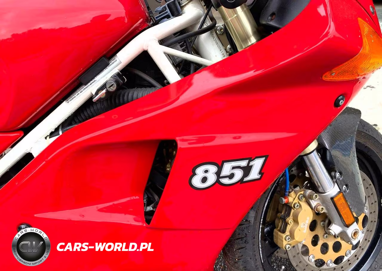 1992 Ducati 851 Sport VIN:ZDM1HB6R3NB004199 - 9