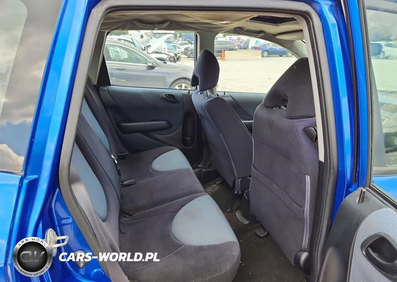 2008 Honda Fit Sport VIN:JHMGD38668S027716 - 10