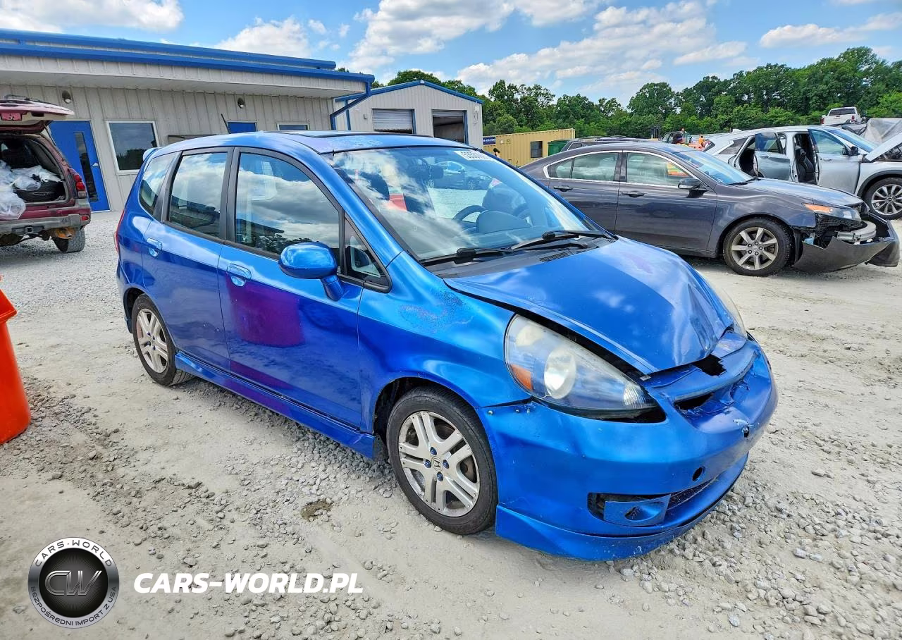 2008 Honda Fit Sport VIN:JHMGD38668S027716 - 4