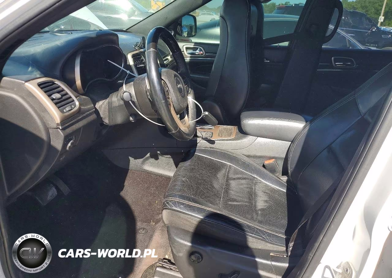 2017 Jeep Grand Cherokee Overland VIN:1C4RJECGXHC868110 - 7