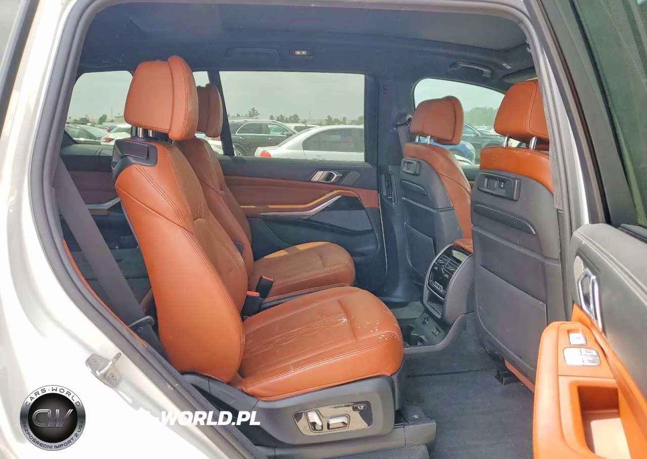 2021 BMW X7 xDrive40I VIN:5UXCW2C01M9D89611 - 11