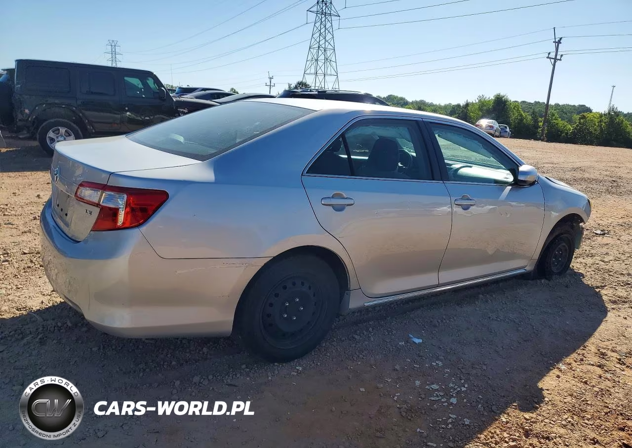 2014 Toyota Camry Le VIN:4T1BF1FK6EU359452 - 3