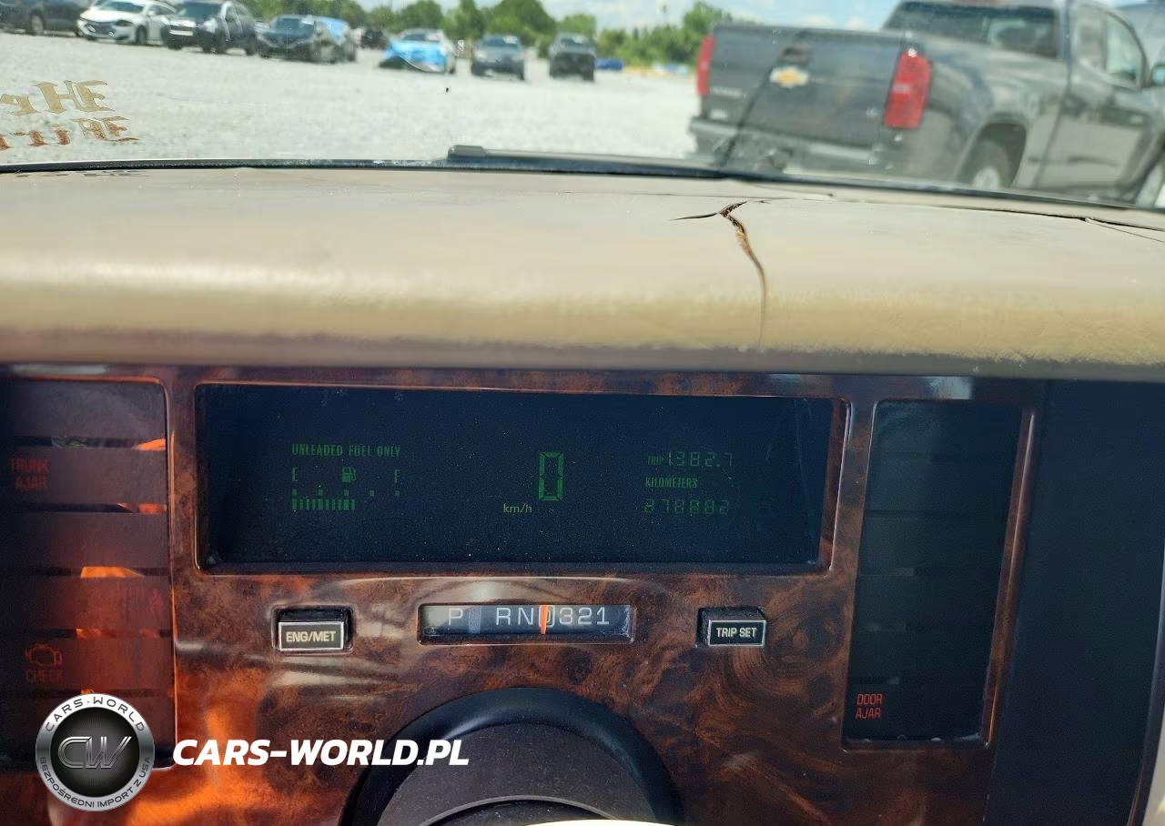 1996 Cadillac Fleetwood Base VIN:1G6DW52P8TR702447 - 9