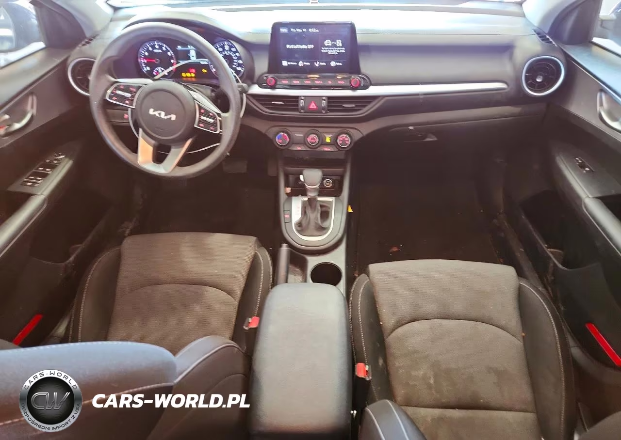 2022 Kia Forte Lxs VIN:3KPF24AD4NE453338 - 8