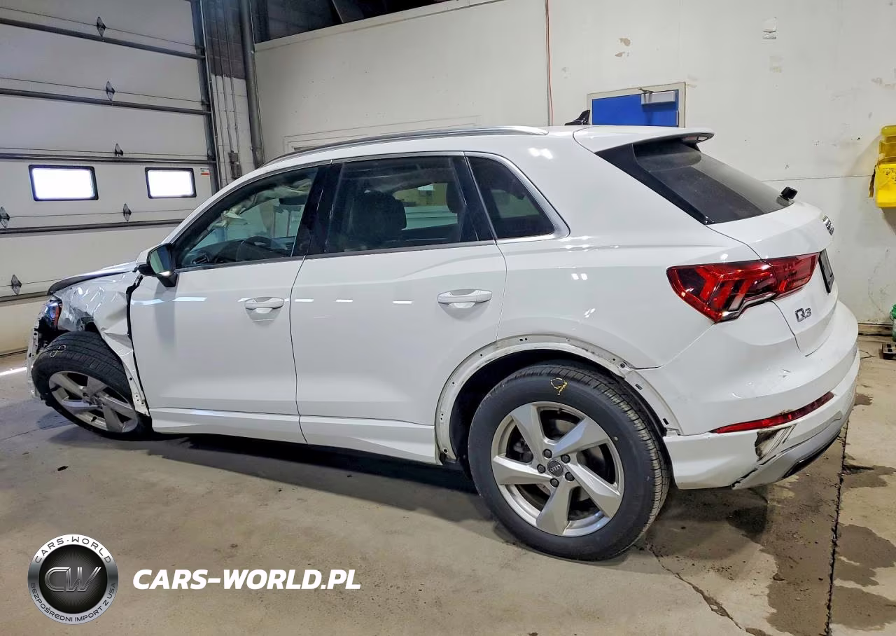2019 Audi Q3 Premium VIN:WA1AECF37K1076623 - 2