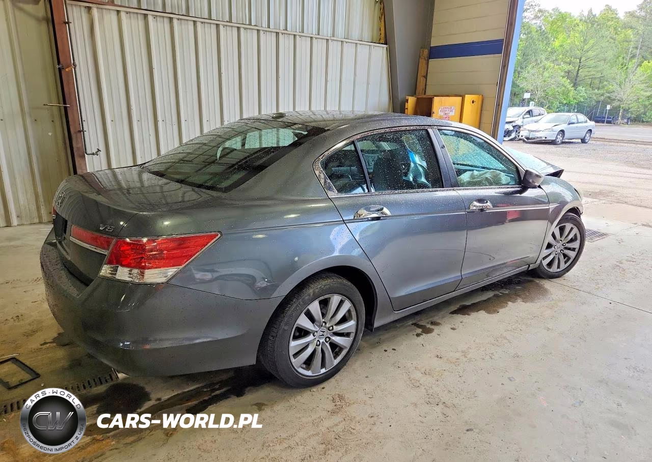 2012 Honda Accord Exl VIN:1HGCP3F83CA017723 - 3