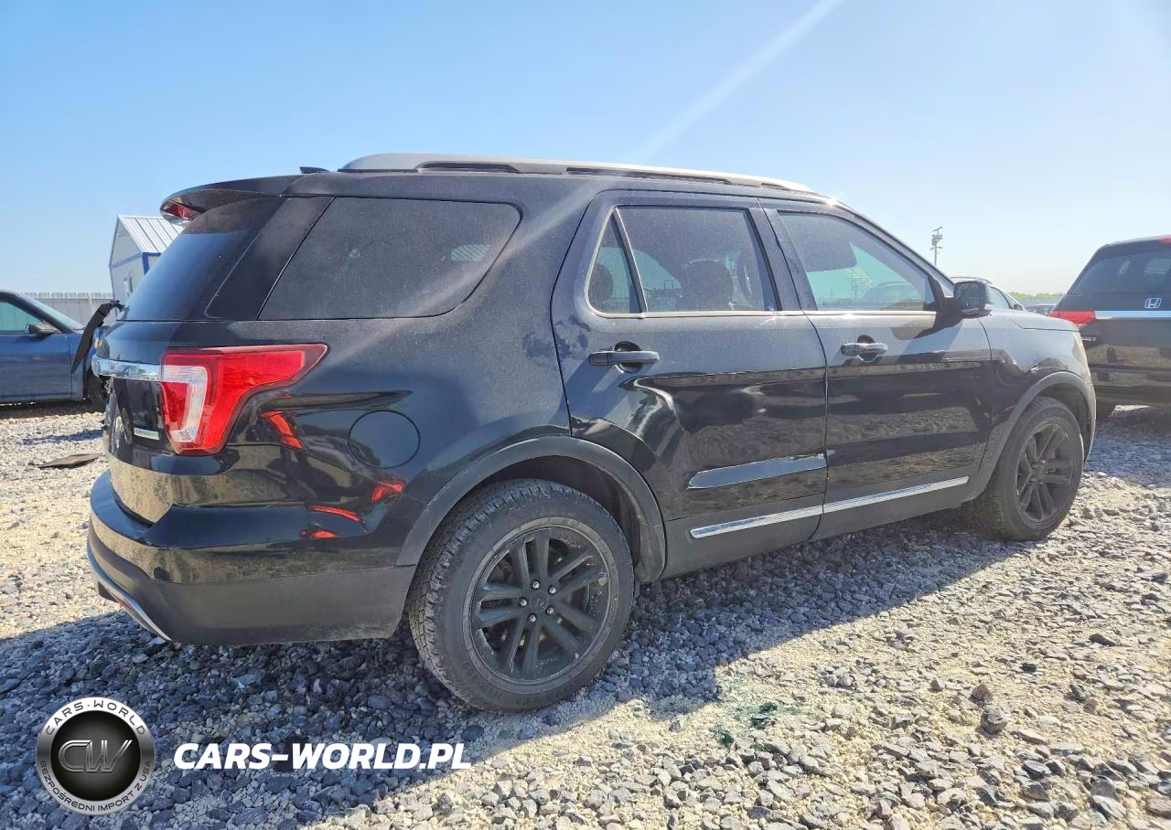 2016 Ford Explorer Xlt VIN:1FM5K7DH7GGB41170 - 3