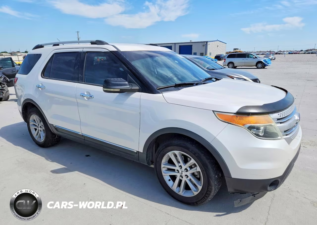 2011 Ford Explorer Xlt VIN:1FMHK7D80BGA56502 - 4
