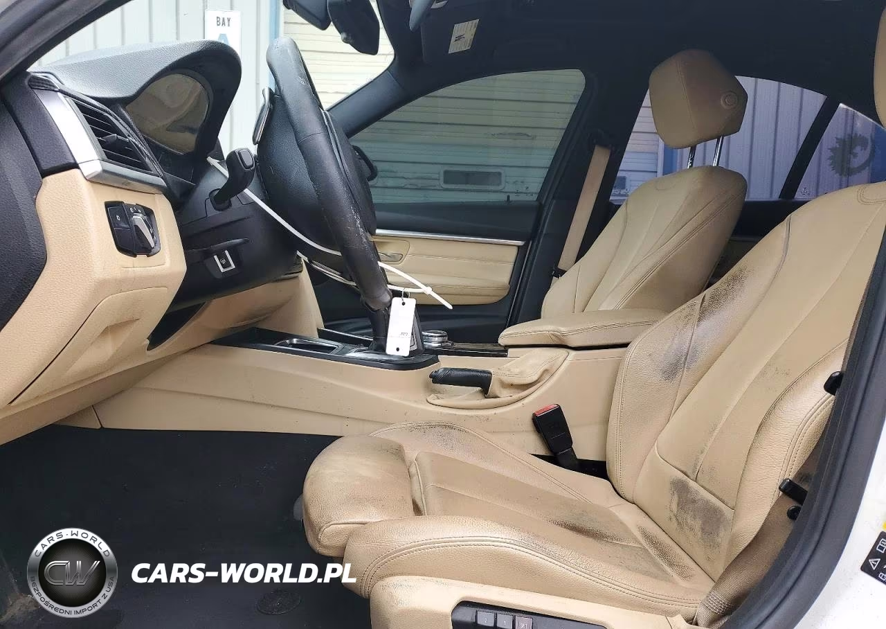 2017 BMW 330 Xi VIN:WBA8D9G35HNU61721 - 7