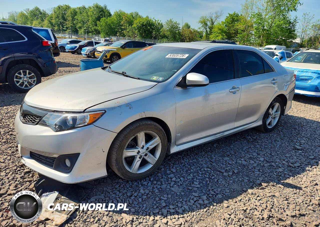 2013 Toyota Camry Se – zdjęcie 1 z 12