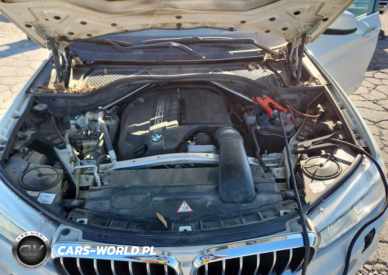 2015 BMW X5 xDrive35I VIN:5UXKR0C54F0K65758 - 12
