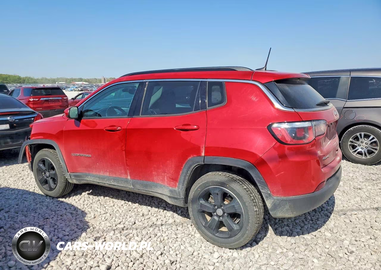 2018 Jeep Compass Latitude VIN:3C4NJDBBXJT185669 - 2
