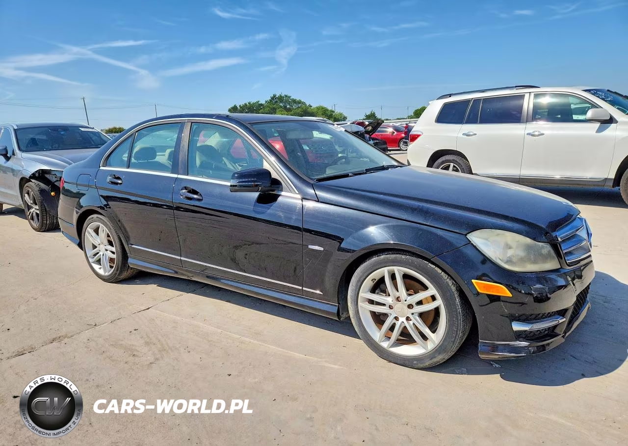 2012 Mercedes-Benz C 250 VIN:WDDGF4HB6CR203295 - 4