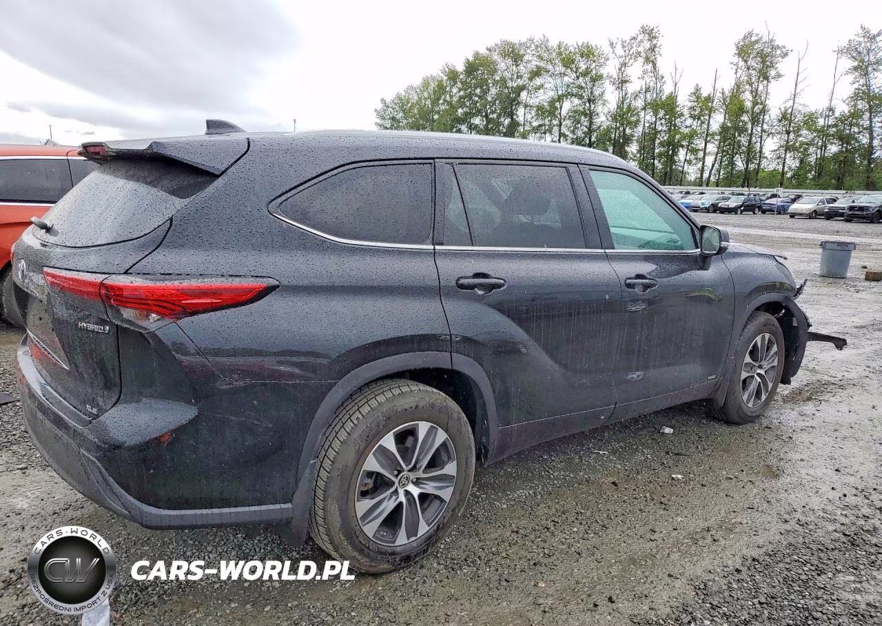 2022 Toyota Highlander Hybrid Xle VIN:5TDGBRCH6NS562312 - 3