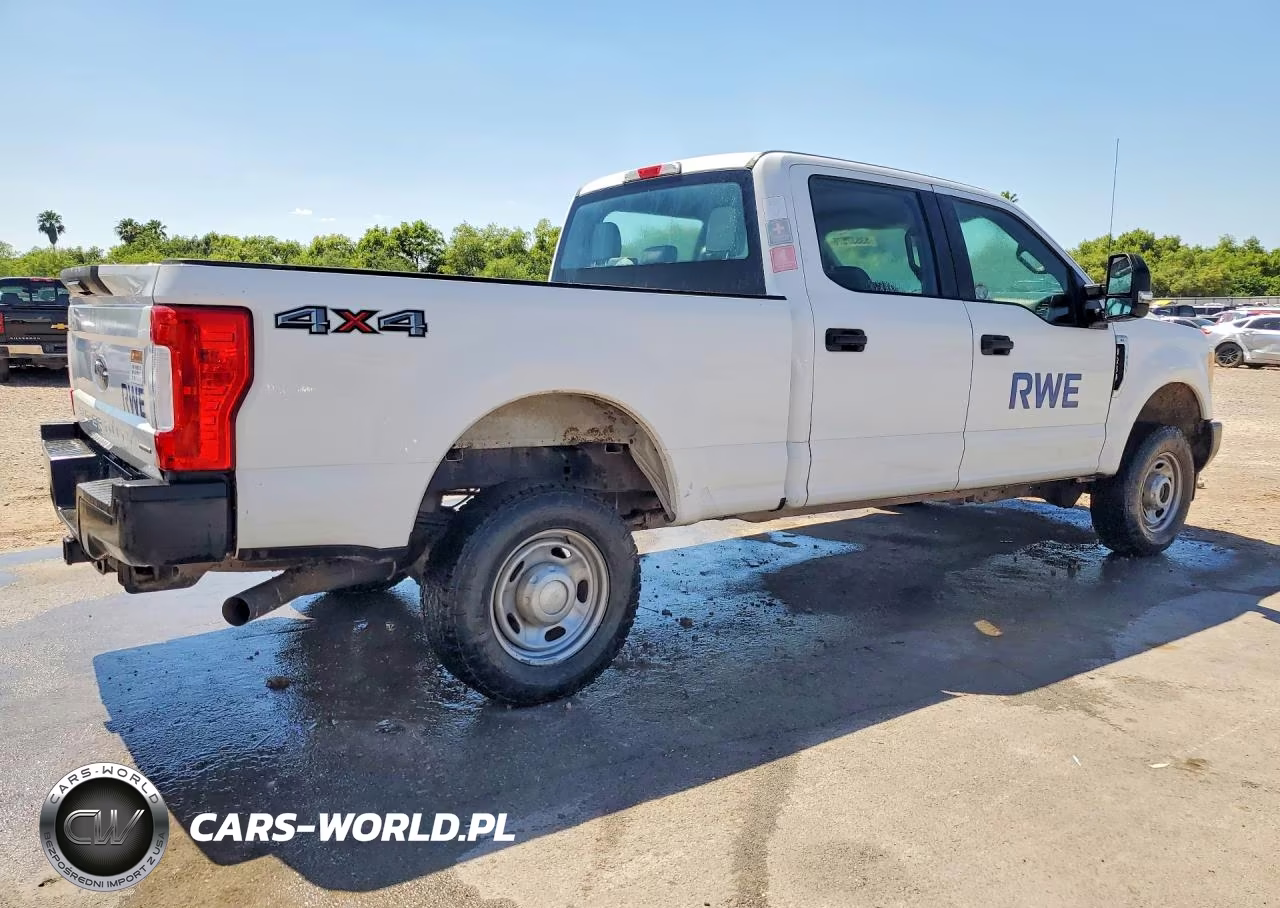 2017 Ford F250 Super Duty VIN:1FT7W2B67HEE19472 - 3