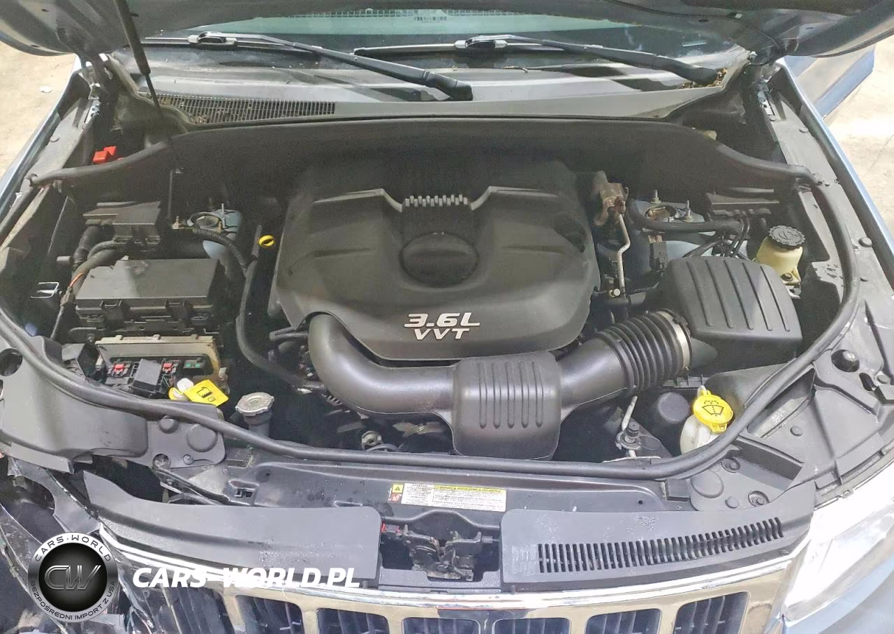 2013 Jeep Grand Cherokee Laredo VIN:1C4RJFAG8DC544303 - 12