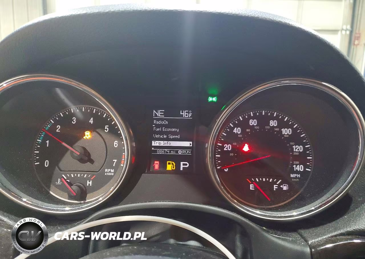 2013 Jeep Grand Cherokee Laredo VIN:1C4RJFAG8DC544303 - 9