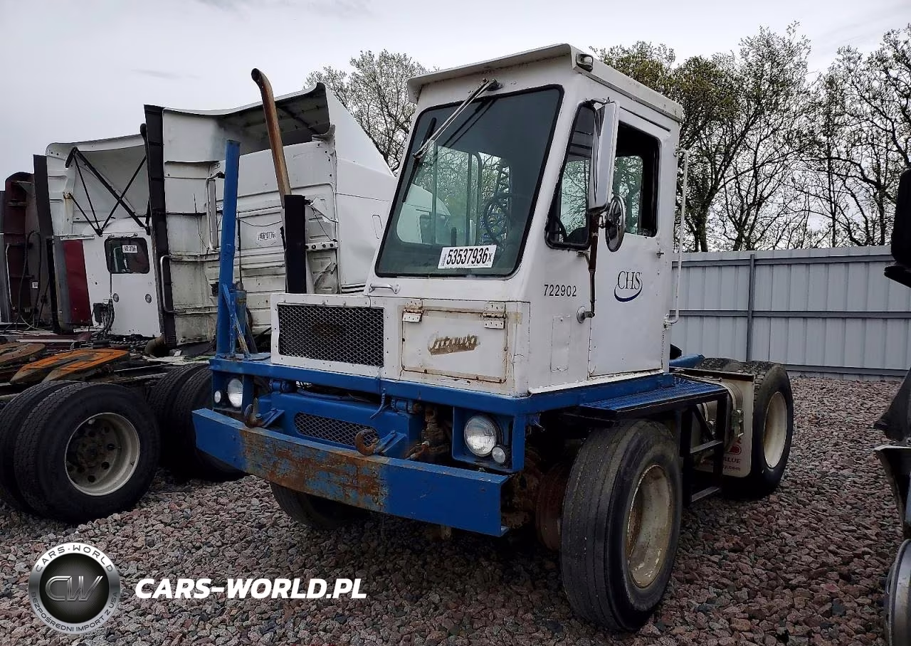 1972 Ottawa Yard Truck VIN:6586 - 2