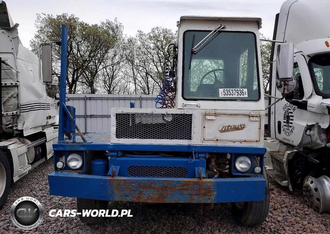 1972 Ottawa Yard Truck VIN:6586 - 9
