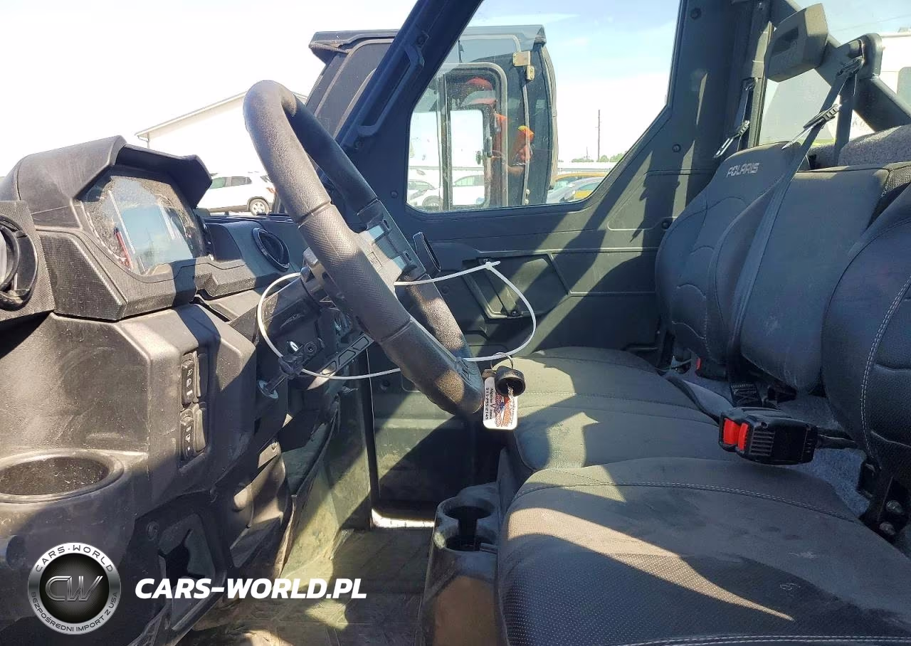 2025 Polaris Ranger Utility Vehicle VIN:4XARR3998S8772810 - 5