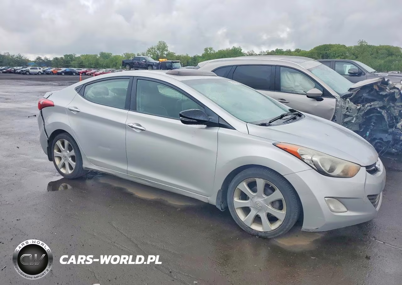 2013 Hyundai Elantra Limited VIN:KMHDH4AE8DU616860 - 4