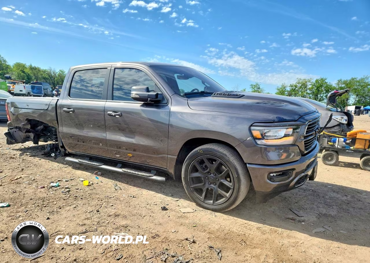 2023 Ram 1500 Laramie VIN:1C6SRFJT3PN635633 - 4