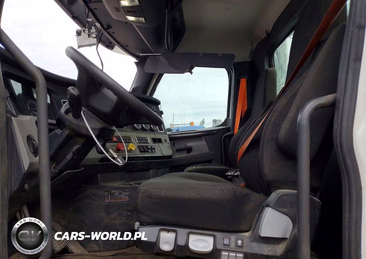 2021 Freightliner Cascadia 126 VIN:3AKJHLDV1MSMU2856 - 5
