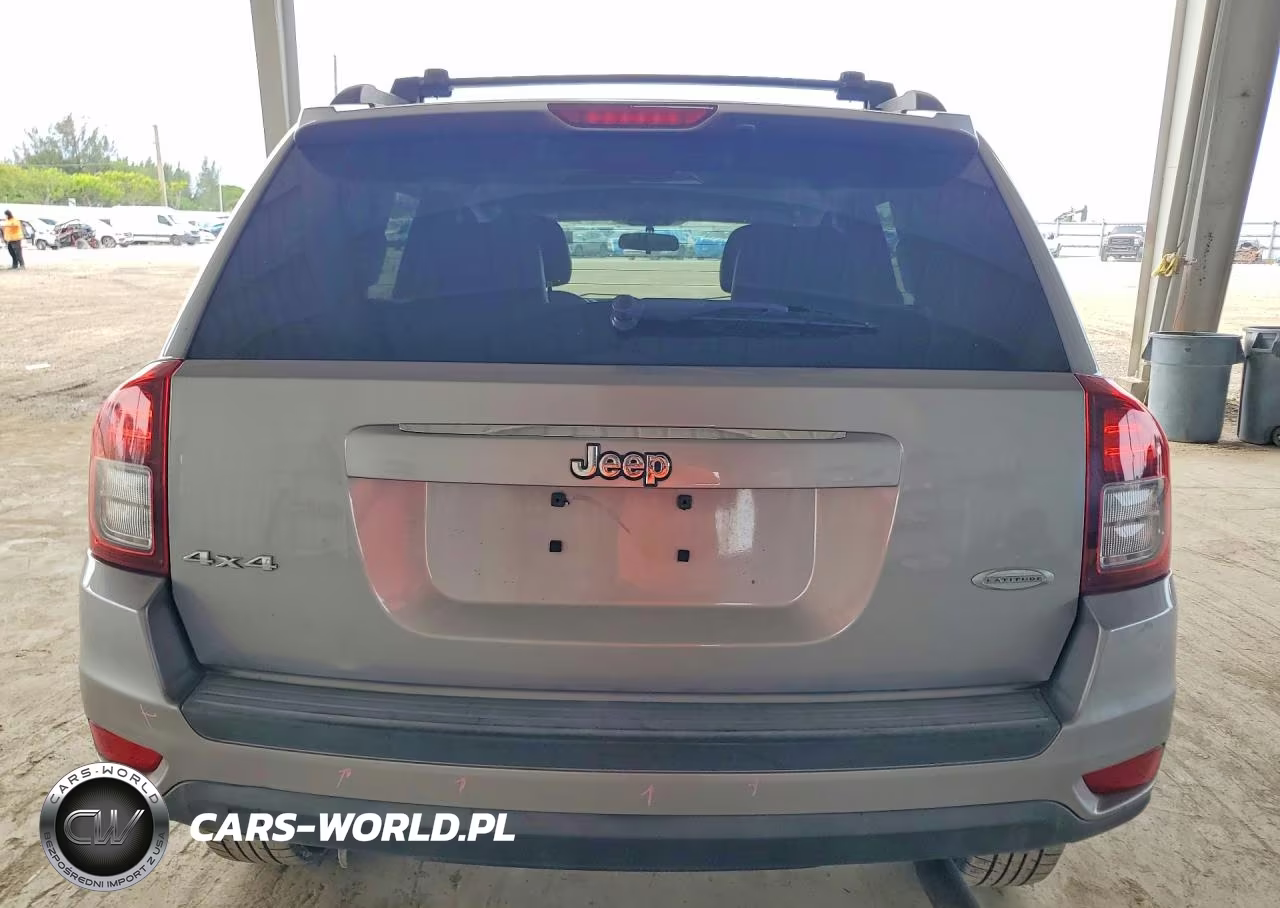 2014 Jeep Compass Latitude VIN:1C4NJDEB2ED759804 - 6