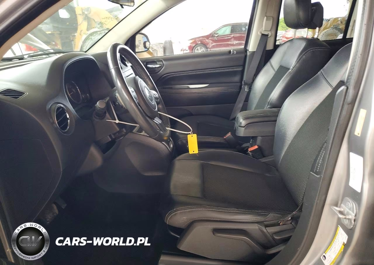2014 Jeep Compass Latitude VIN:1C4NJDEB2ED759804 - 7