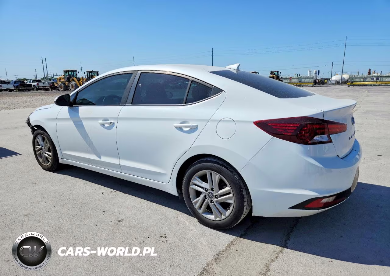 HYUNDAI ELANTRA VIN:5NPD84LF9LH579191 - 2