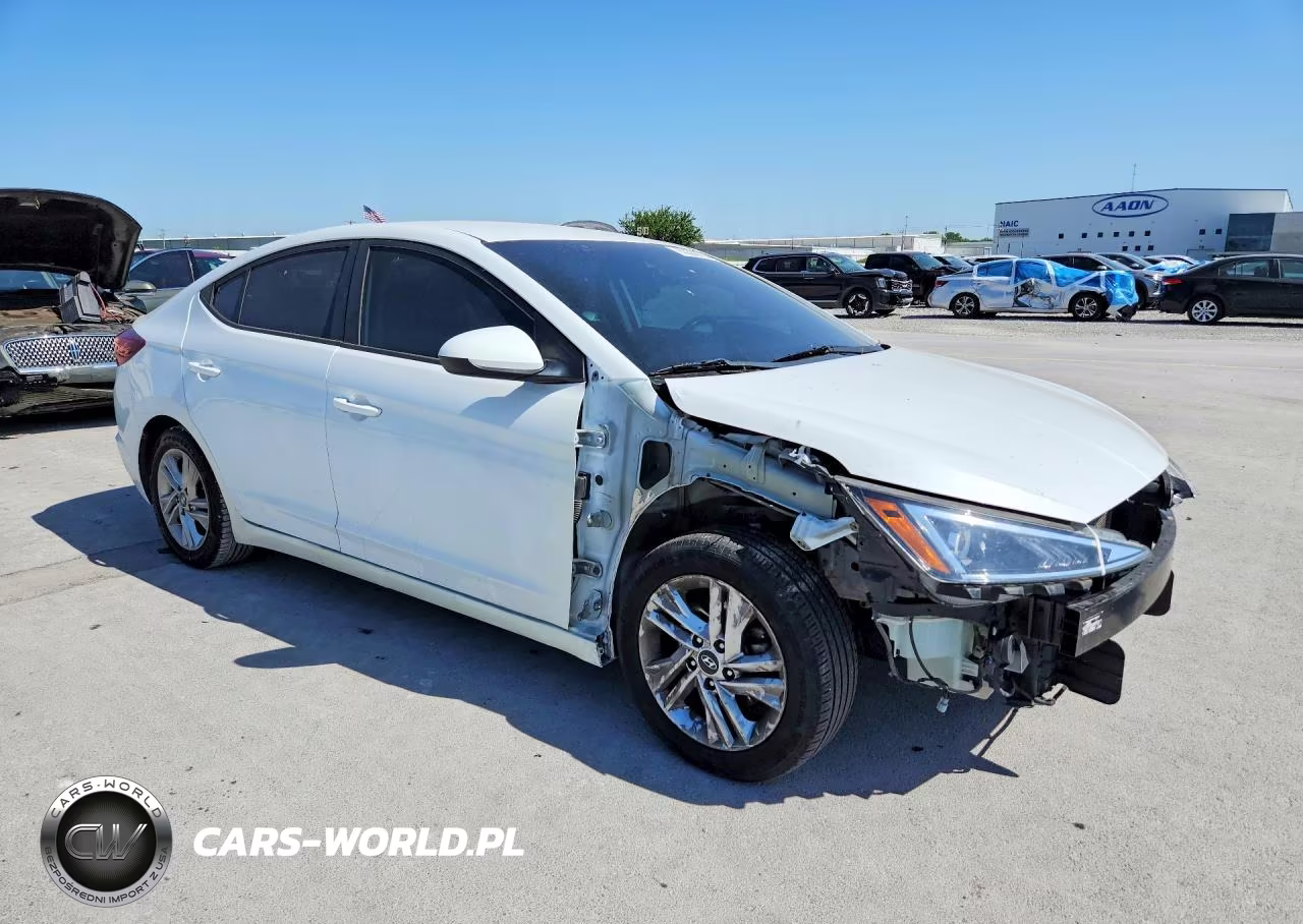 HYUNDAI ELANTRA VIN:5NPD84LF9LH579191 - 4