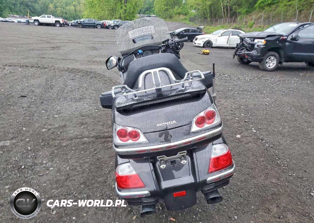 2010 Honda Gl1800 VIN:1HFSC47G4AA903358 - 4