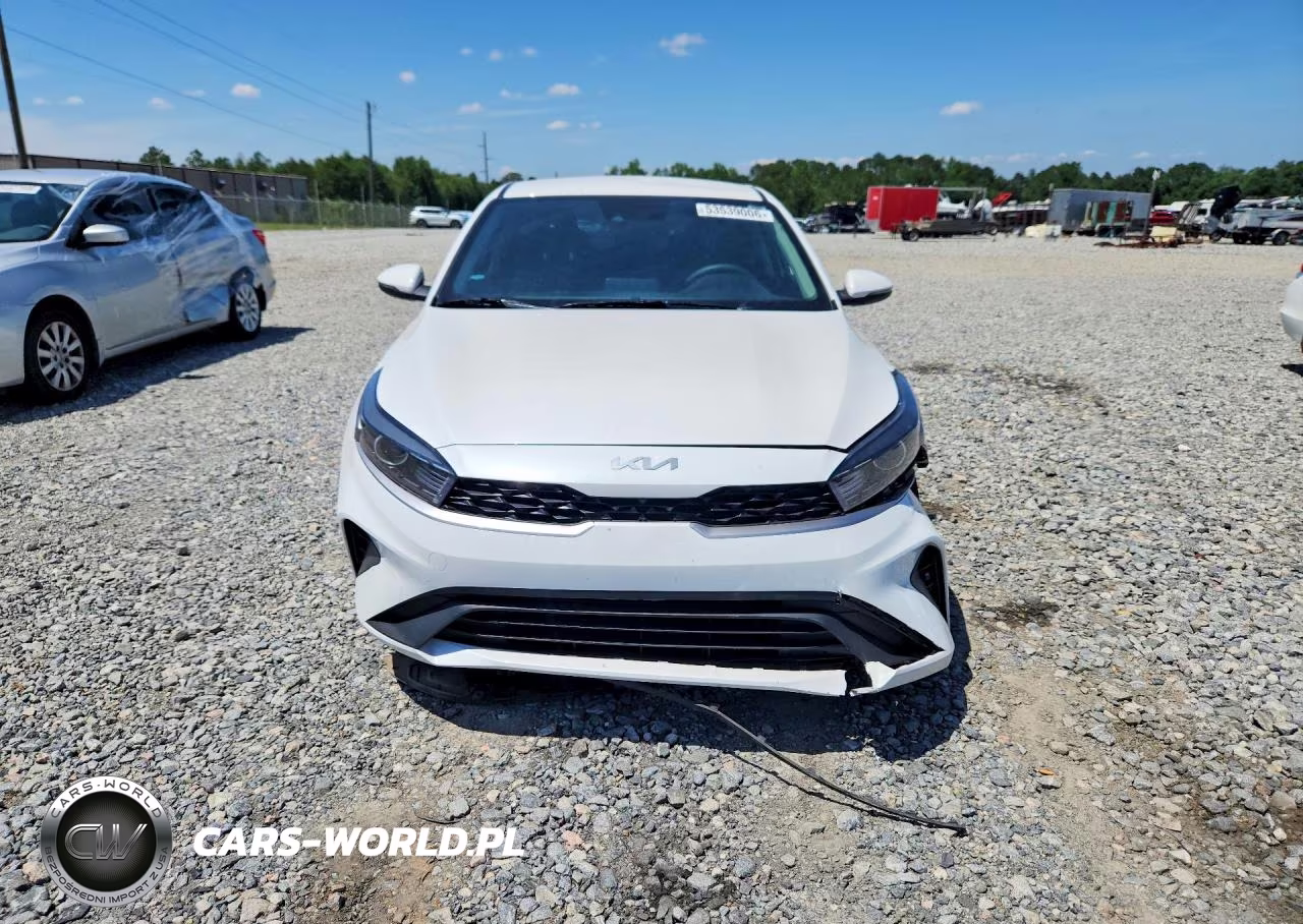 2024 Kia Forte Lxs VIN:3KPF24AD3RE753569 - 5