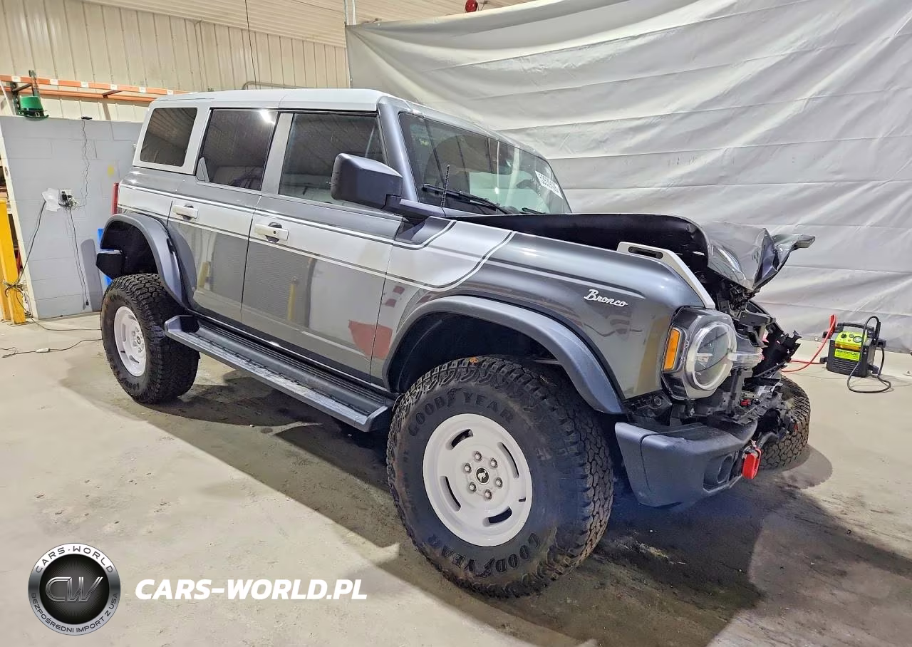 2025 Ford Bronco Heritage VIN:1FMEE4DP7SLA75846 - 4