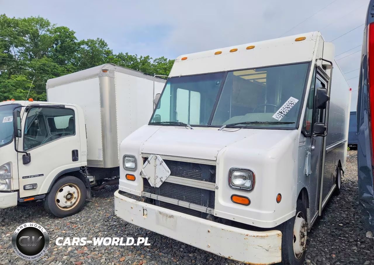 2000 Freightliner Mt45G Chassis Delivery Truck – zdjęcie 1 z 13