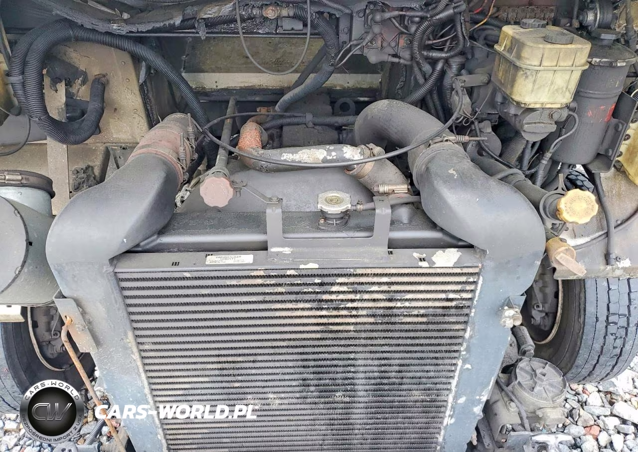 2000 Freightliner Mt45G Chassis Delivery Truck VIN:4UZA4FF41YCF81362 - 12