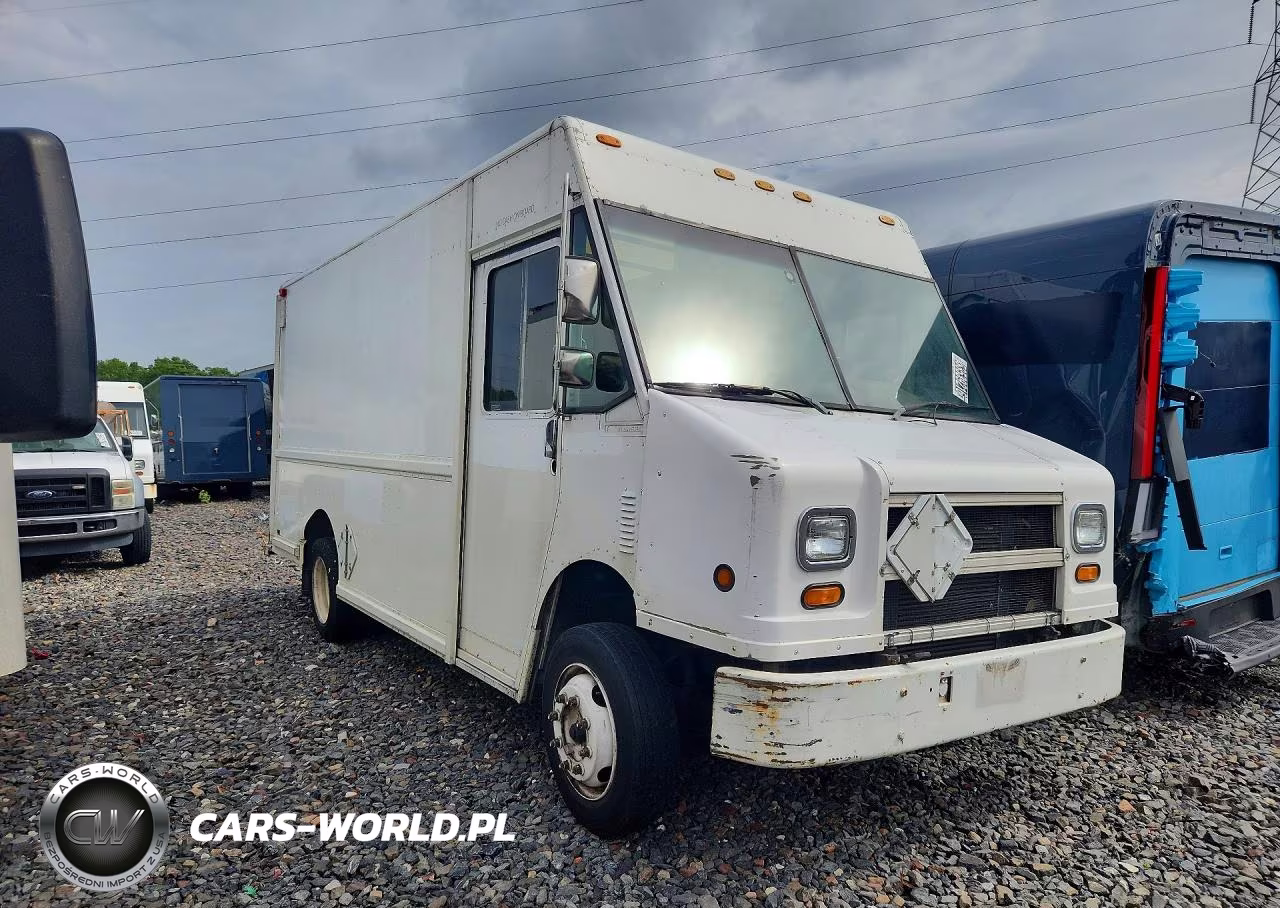 2000 Freightliner Mt45G Chassis Delivery Truck VIN:4UZA4FF41YCF81362 - 4