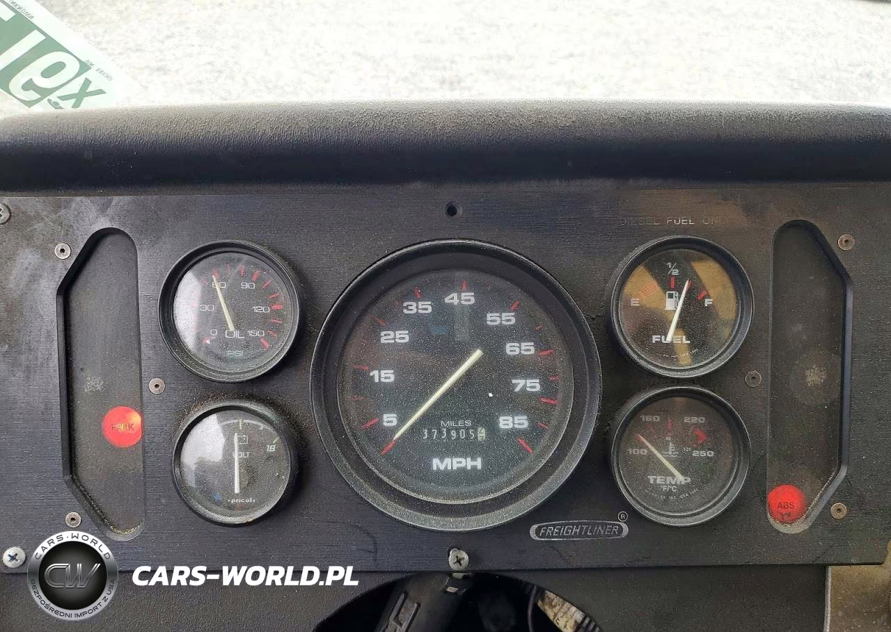 2000 Freightliner Mt45G Chassis Delivery Truck VIN:4UZA4FF41YCF81362 - 9