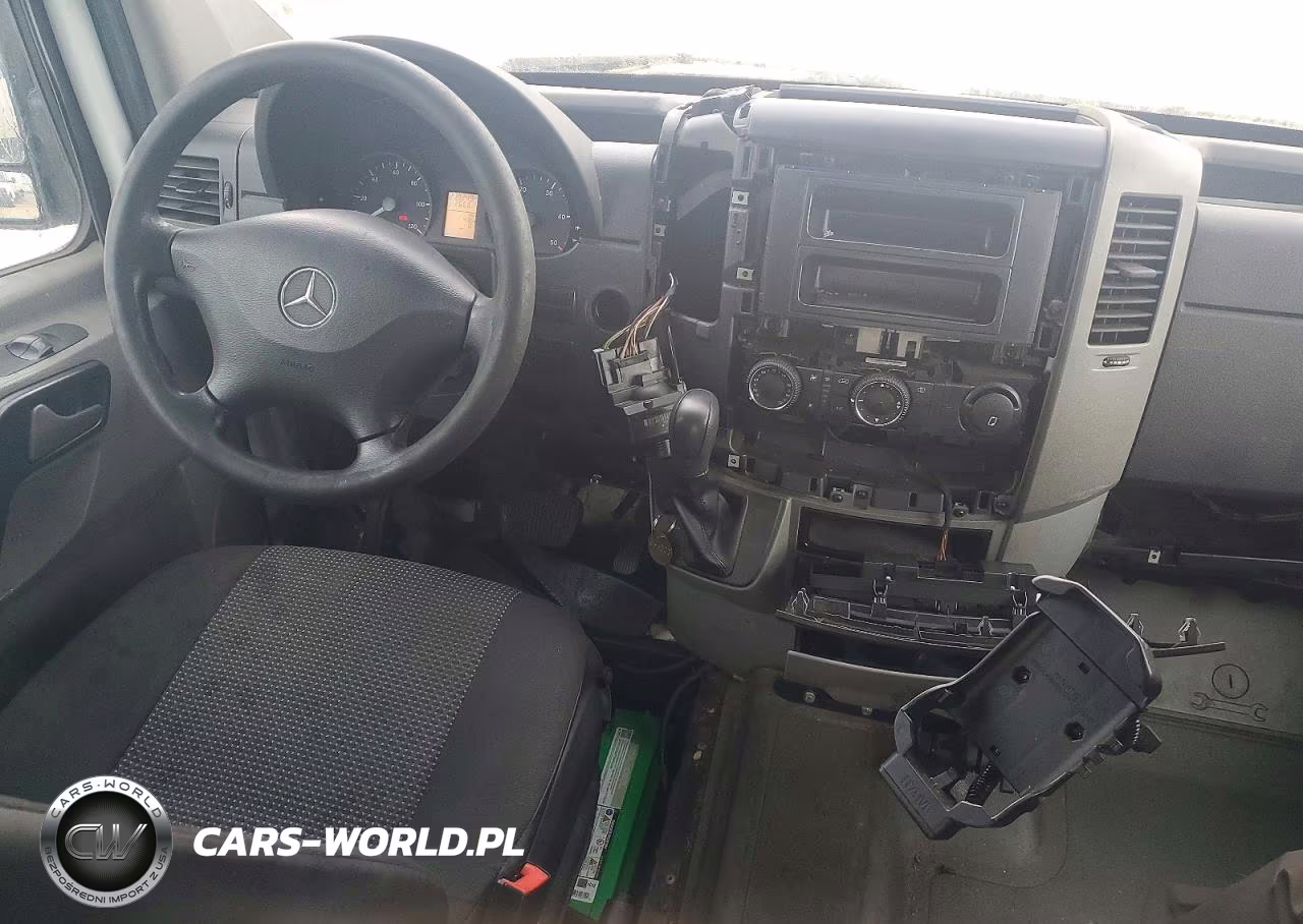 2012 Mercedes Benz Sprinter 2500 Delivery Van VIN:WD3PE8CB2C5691982 - 8