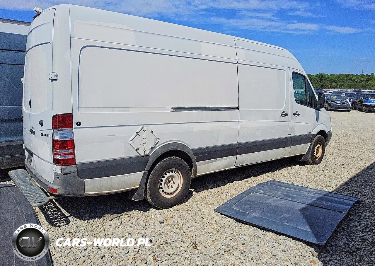 2012 Mercedes Benz Sprinter 2500 Delivery Van VIN:WD3PE8CB5C5713263 - 3