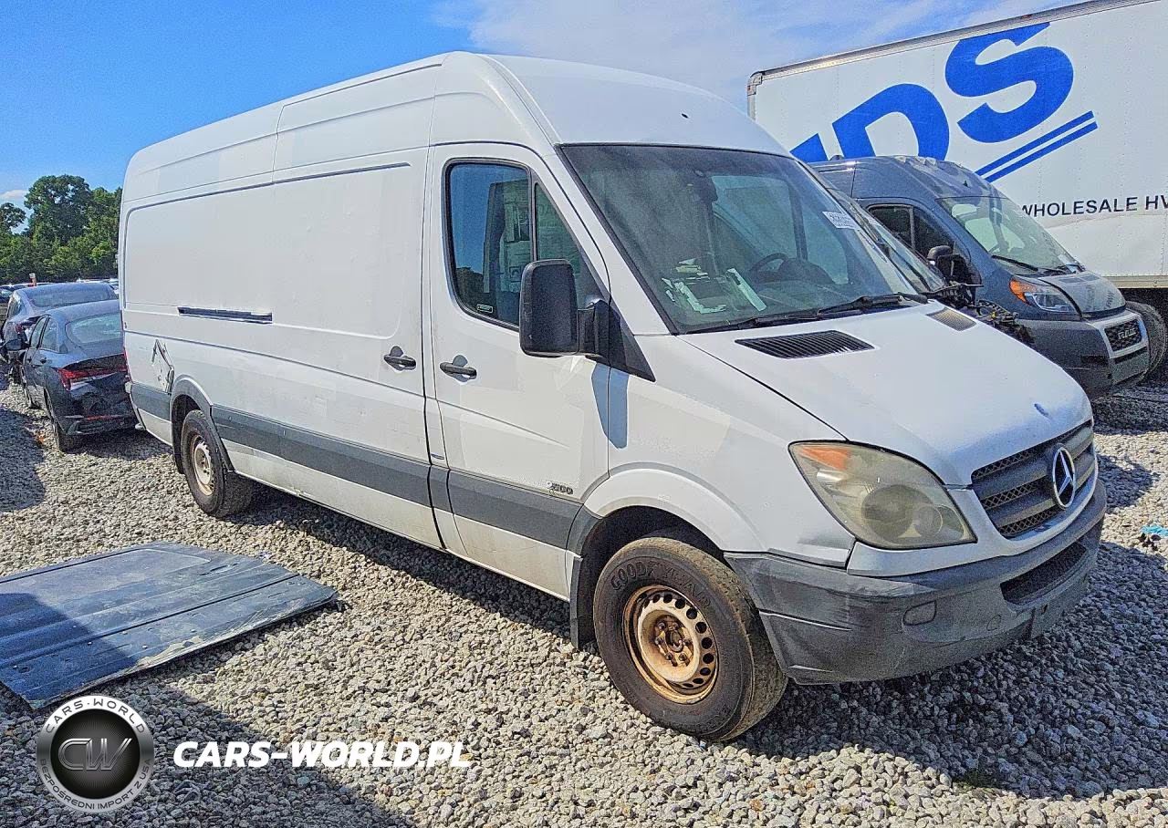 2012 Mercedes Benz Sprinter 2500 Delivery Van VIN:WD3PE8CB5C5713263 - 4