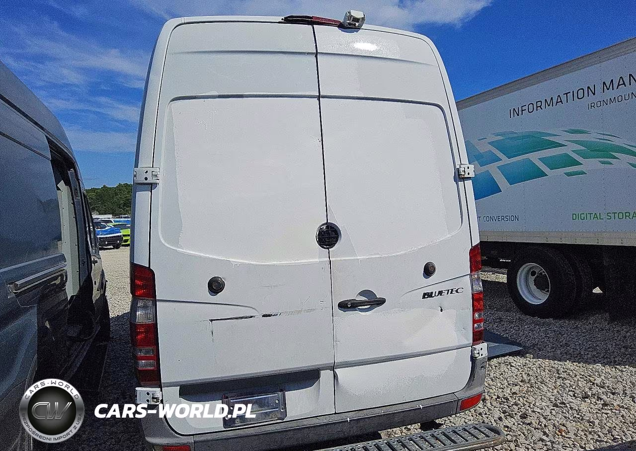 2012 Mercedes Benz Sprinter 2500 Delivery Van VIN:WD3PE8CB5C5713263 - 6